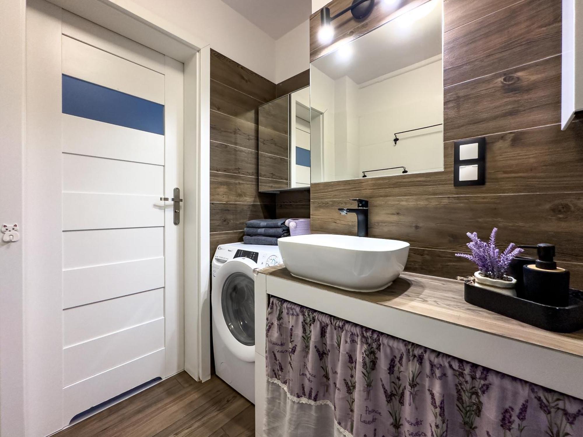 Apartament Nieopodal Centrum Nauki Cogiteon Krakow Bagian luar foto